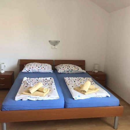 Apartment In Lopar/Insel Rab 37000 외부 사진